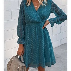 Teal Lantern Sleeve V-Neck Dress